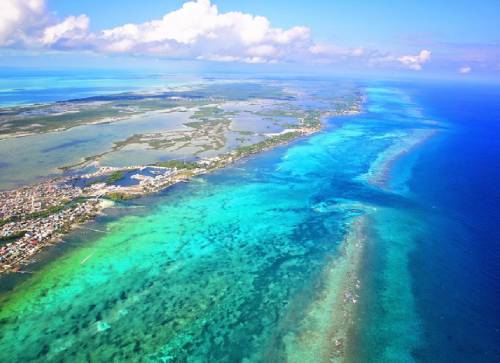 Ambergris Caye: Island Vibrance and Beachfront Bliss