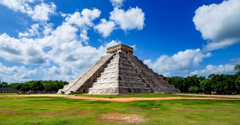 Explore Ancient Mayan Ruins in Belize – Best Sites, How to Visit & Where to Stay